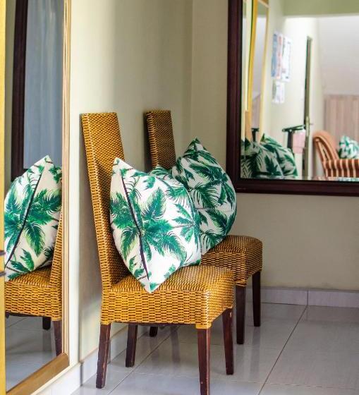 Pension House Of Sollys Guesthouse