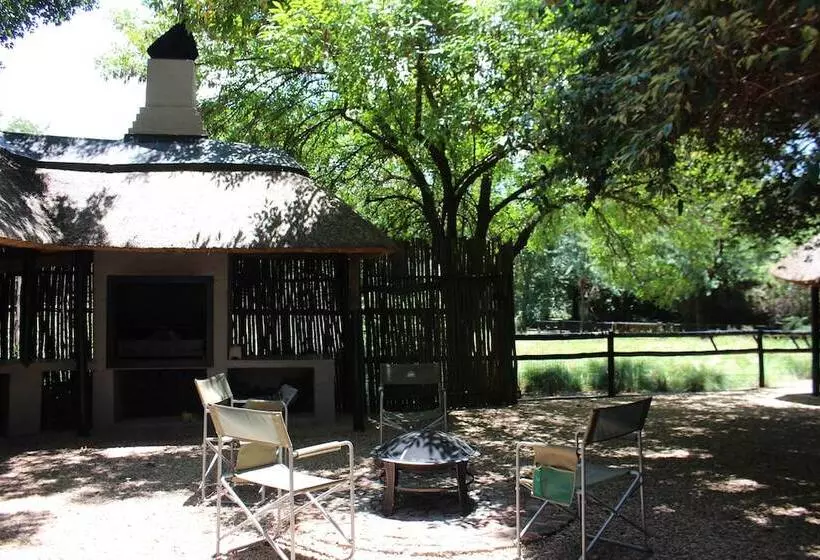 Aamiaismajoitus (B&B) Ikamu S Lodge