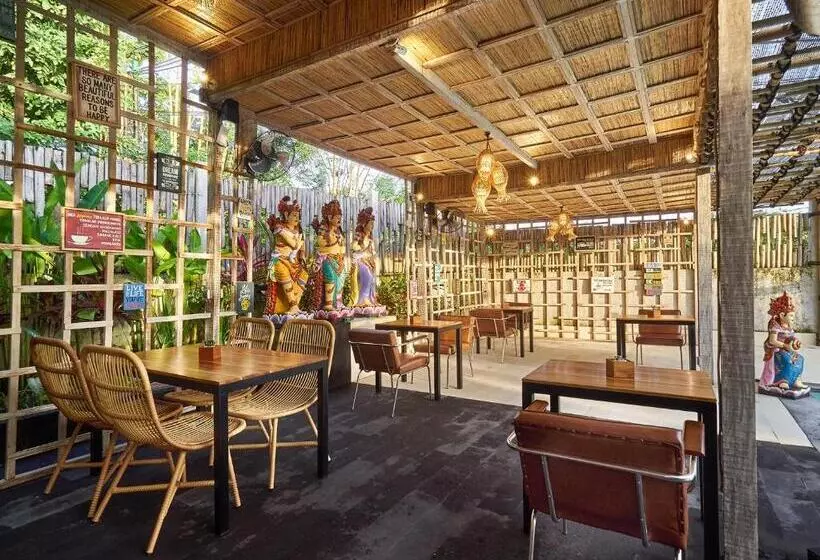 Aamiaismajoitus (B&B) The Tempekan Heritage
