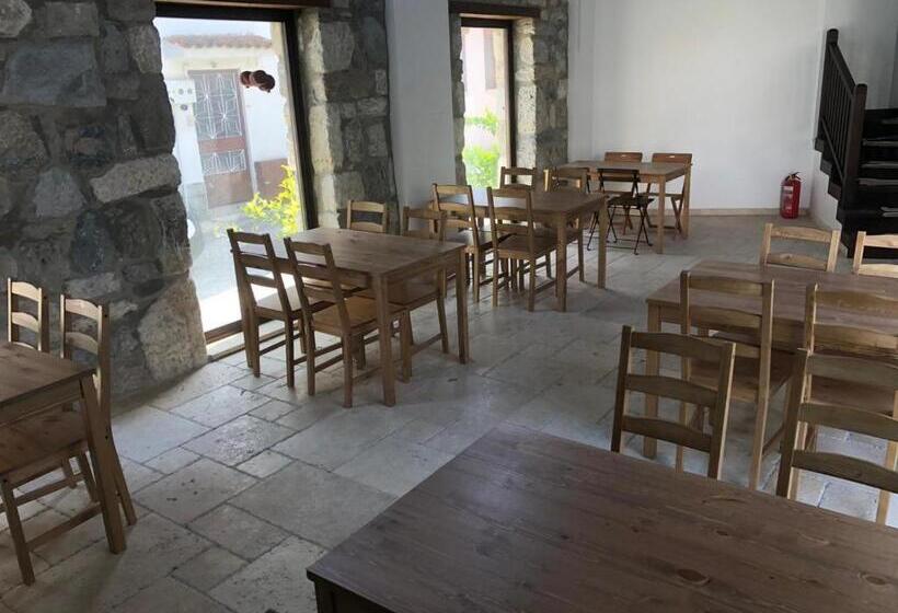 فندق صغير Agon Ephesus