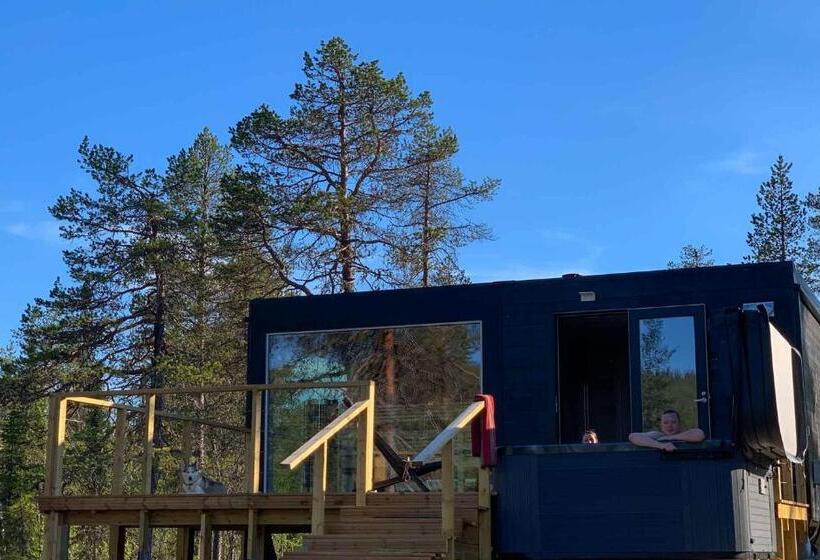 هتل Arctic Skylight Lodge