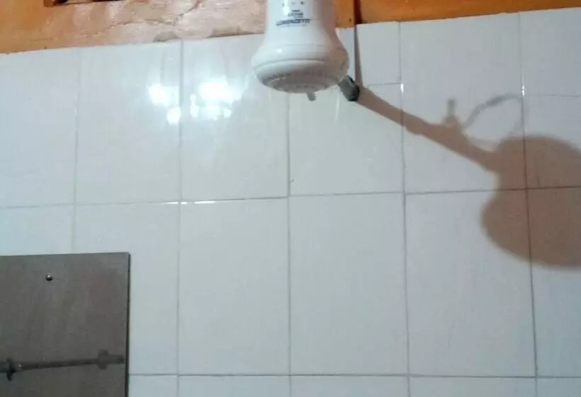 هتل Charity Lodge