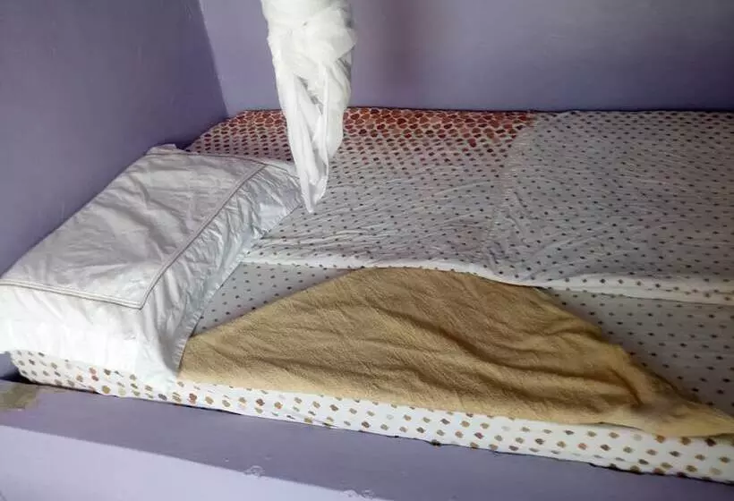 هتل Charity Lodge