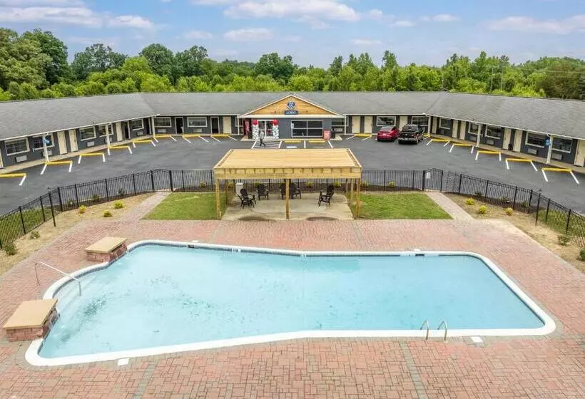 Hotelli Crewe Boutique Inn