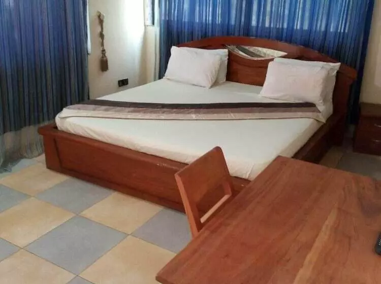 هتل Hôtel 2 La Place