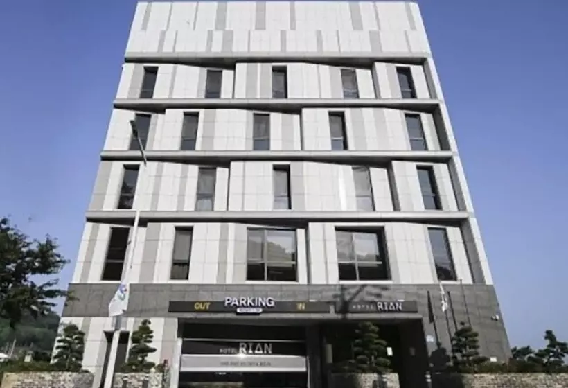 ホテル Rian