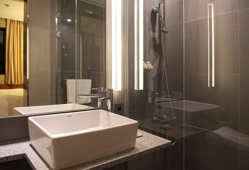 Top Cloud Hotel Cheonan