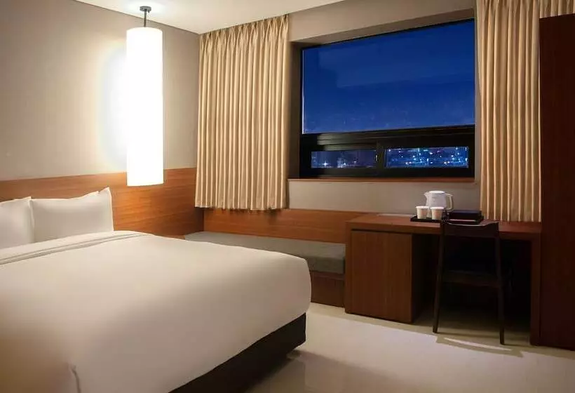 Top Cloud Hotel Cheonan