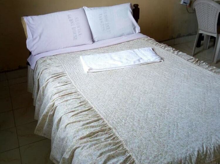 پانسیون Summary Guest House