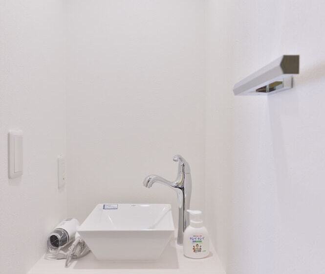 بنسيون Syukur Ofuna