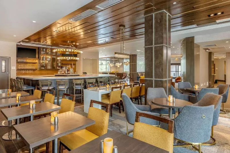 Cambria Hotel Calabasas   Malibu