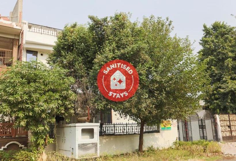 فندق Capital O 74104 The Nest Expo