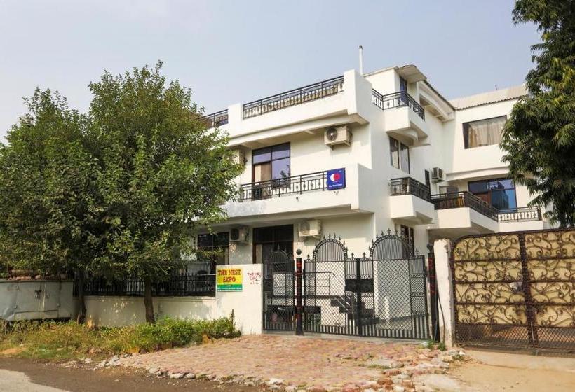 فندق Capital O 74104 The Nest Expo