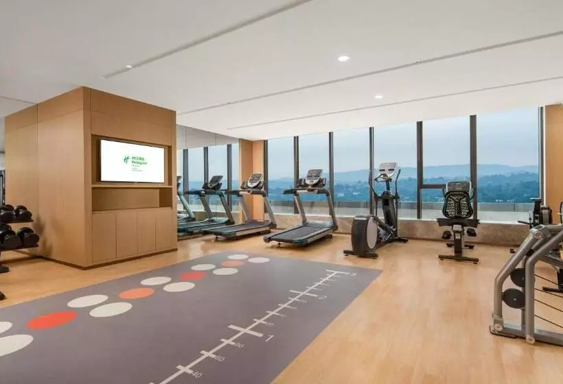 ホテル Holiday Inn Luzhou Longjian By Ihg