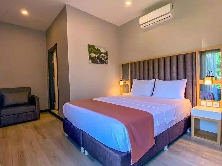 Hotelli L Opera Deluxe