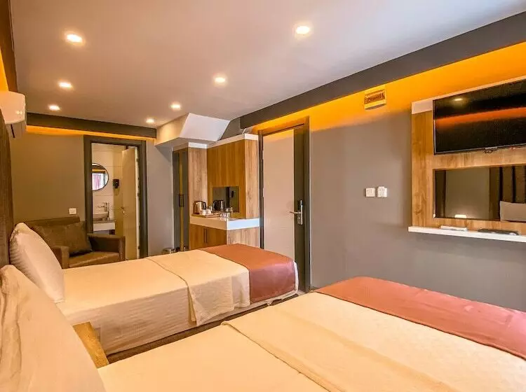 Hotelli L Opera Deluxe