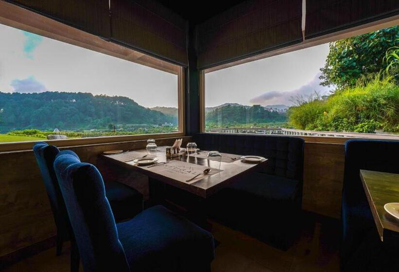 호텔 Neugal Riverfront Resort