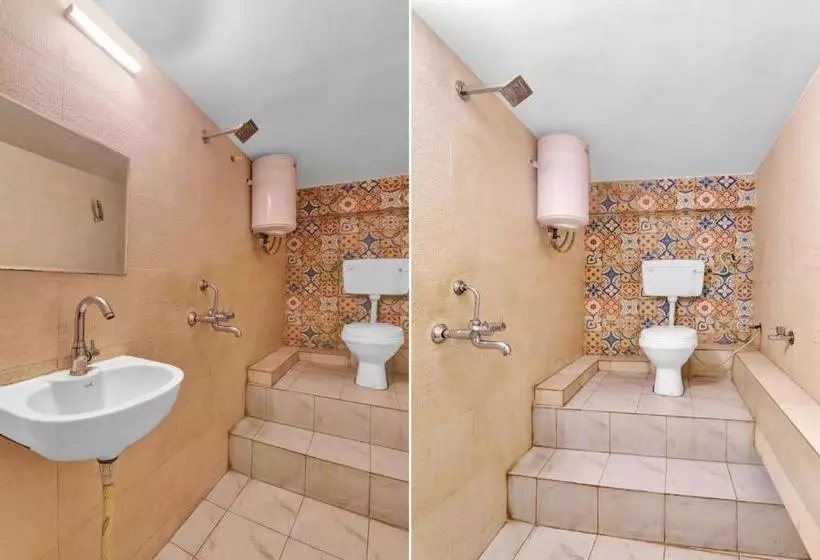 Super Hotel O Sada Shiv Guest House