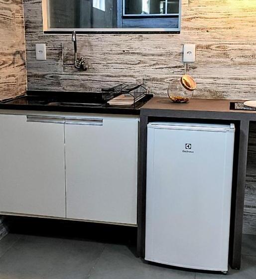 פנסיון Central Praias Suíte 4