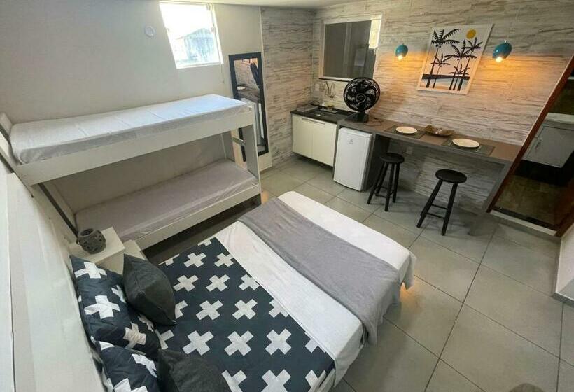 פנסיון Central Praias Suíte 4