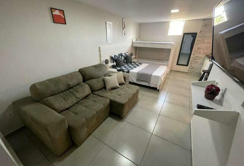 פנסיון Central Praias Suíte 4