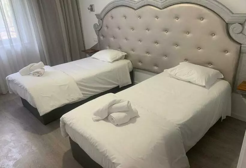 تختخواب و صبحانه O Frances