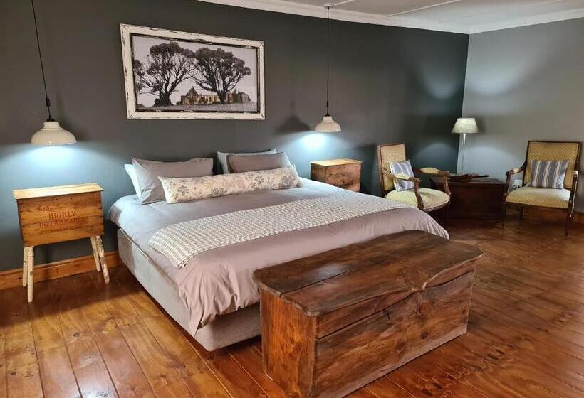 فندق Avondrust Guest House