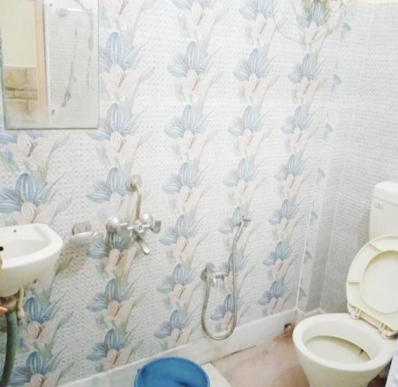 Hotel Goroomgo Prateek Residency Digha