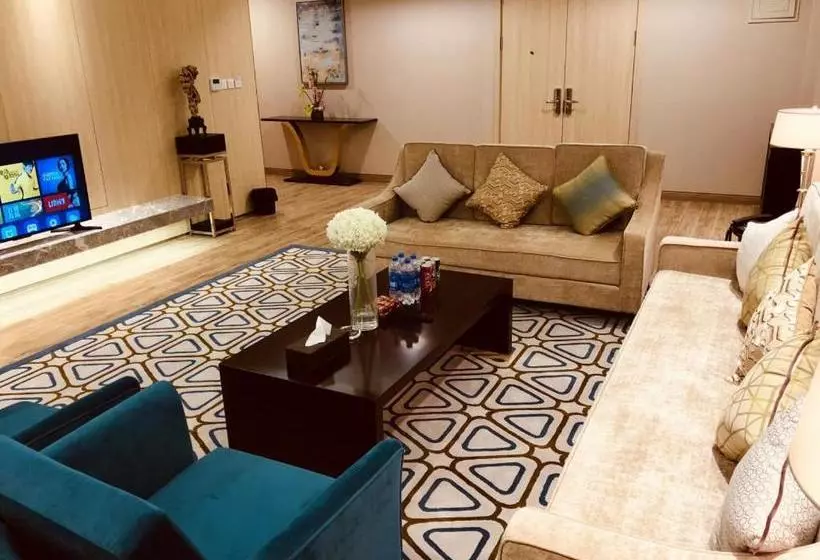 هتل Gwadar Business Center