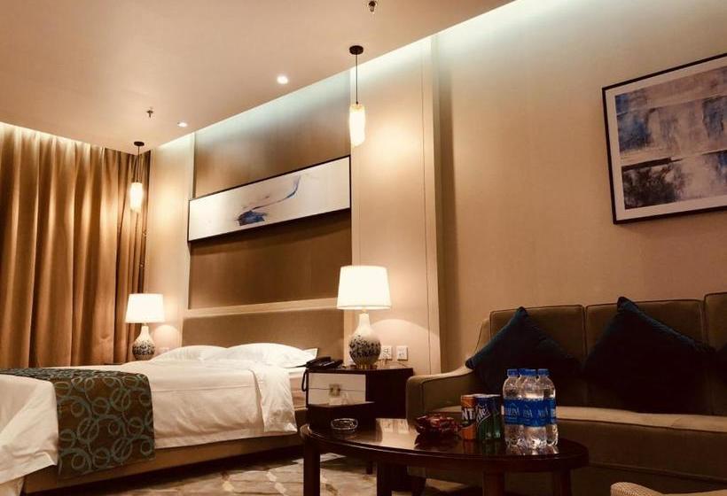 هتل Gwadar Business Center