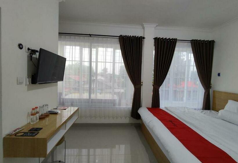 Hotel Reddoorz Near Rita Super Mall Purwokerto