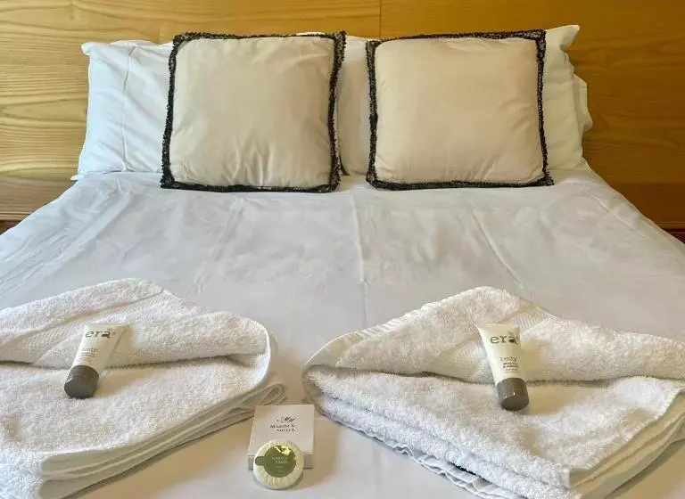 هتل The Lodge Bournemouth