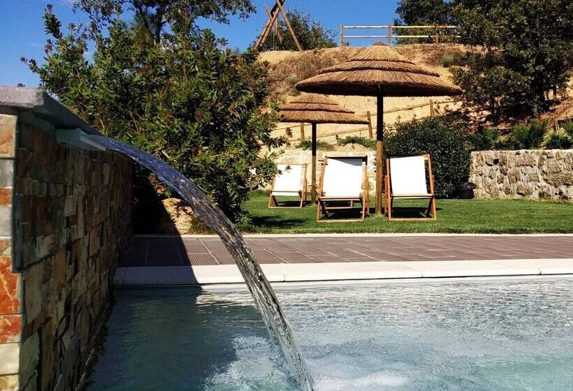 هتل Villa Regadio