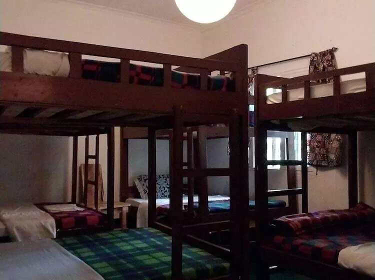 پانسیون Green Garden Guest House