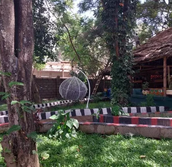 پانسیون Green Garden Guest House