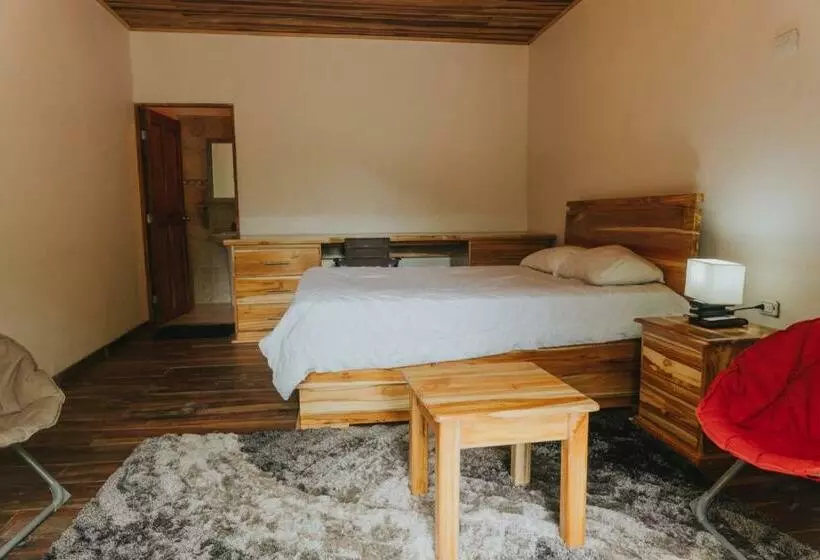 Retkeilymaja Hostal Hilltop Palomino