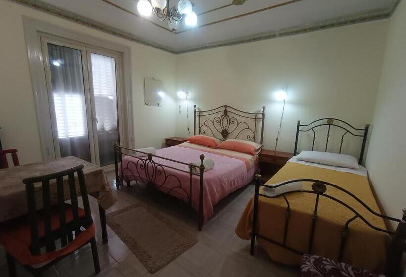 تختخواب و صبحانه Alloggio Dei Mille