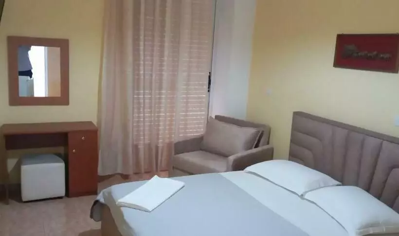 Aamiaismajoitus (B&B) Areti Rooms