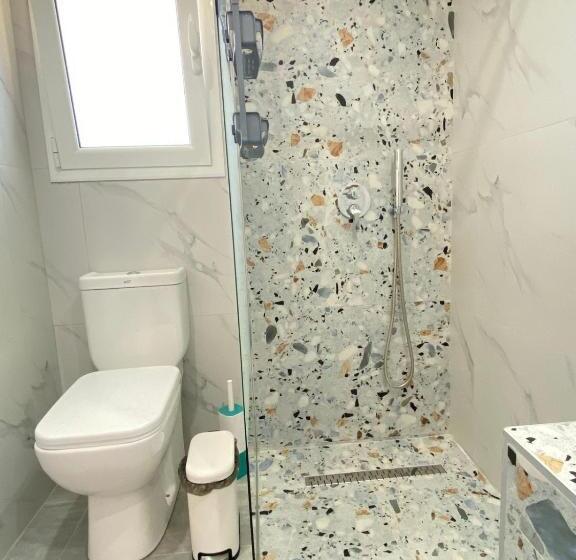 Bed and Breakfast Areti Rooms