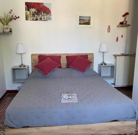 ベッドアンドブレックファースト Côté Court