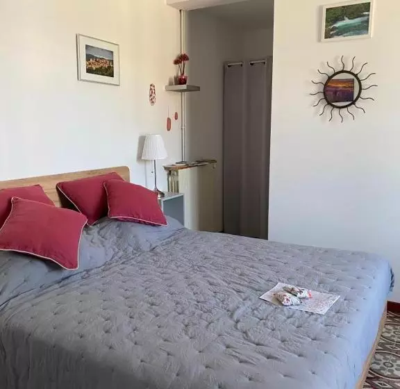 ベッドアンドブレックファースト Côté Court