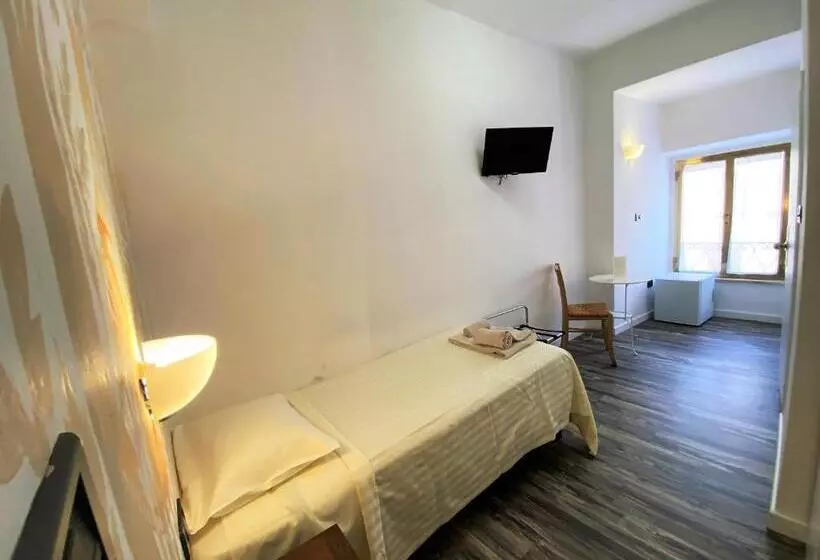 Hotelli San Francesco E Il Lupo