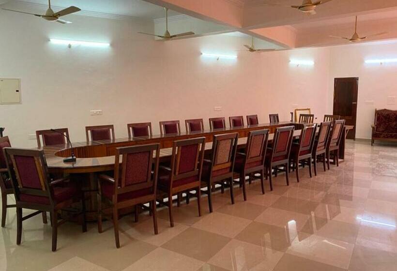 בית מלון כפרי Sunquest Leisure & Fitness Resort