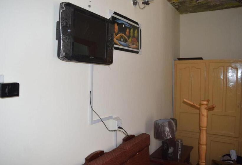 پانسیون Chitral Green Guest House