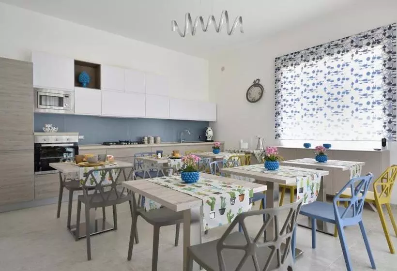 ペンション Casa Salemi   Western Sicily Home