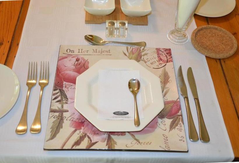 ペンション Dusk To Dawn Garden Court Burgersdorp