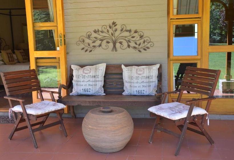 ペンション Dusk To Dawn Garden Court Burgersdorp