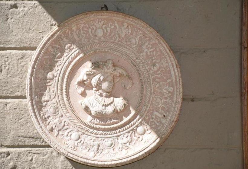 ペンション Dusk To Dawn Garden Court Burgersdorp