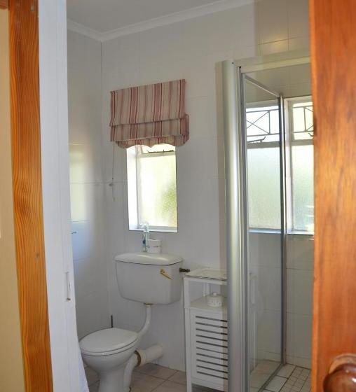 ペンション Dusk To Dawn Garden Court Burgersdorp