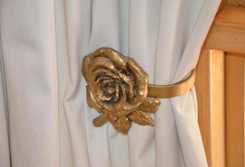 ペンション Dusk To Dawn Garden Court Burgersdorp